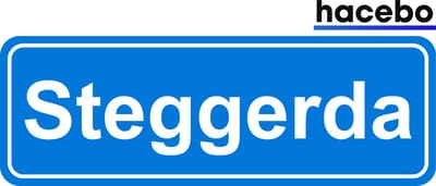 Hacebo - Plaatsnaam Sticker - 29x10 CM - Steggerda sticker - Verkeersborden sticker - grappige cadeaus - Steggerda