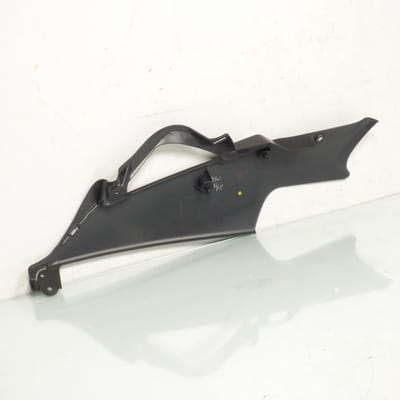 Sabot bas de caisse droit origine pour Moto Suzuki 600 GSXR 2006 à 2007 94470-01H01-YKV Neuf
