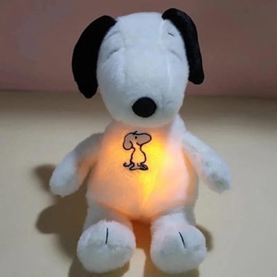Ademhaling Verzachtende witte Snoopy Pluche Pop Slaapmaatje Muziek en Licht Pop Sensorisch Knuffeldier Kind Duurzaam Speelgoed Decoratieve Pop black