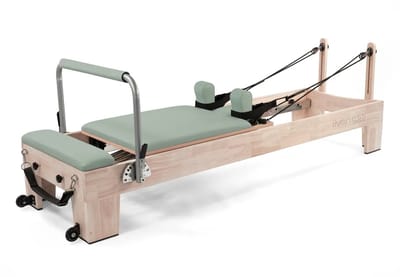Liveness by Toorx Pilates Eikenhout Reformer PTX 5000 Green Tea