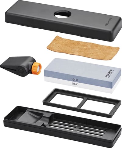 Fiskars Messenslijper set - Wetsteen Premium - Slijpsteen voor Messen - met twee slijpsterktes, Slijphoekgeleider en Polijstleer