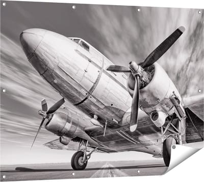 Gards Tuinposter Oud Vliegtuig op de Landingsbaan - 120x90 cm - Tuindoek - Tuindecoratie - Wanddecoratie buiten - Tuinschilderij