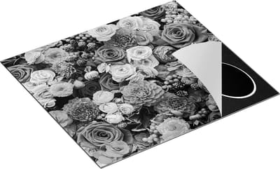 Chefcare Inductie Beschermer Rode en Roze Bloemen met Fruit - Abstract - Zwart Wit - 60x50 cm - Afdekplaat Inductie - Kookplaat Beschermer - Inductie Mat