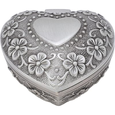 Hartvormig Sieradendoosje Retro Bloemen Snijwerk Patroon Hartvormig Metalen Sieradendoosje voor Sieraden white