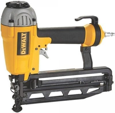 DeWALT DPN1664PP-TSTAK 16GA Rechte afwerkingstacker 25-64 mm + 12.500 brads in TSTAK