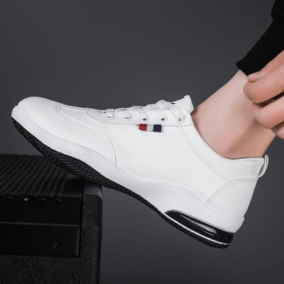 Lente Nieuwe Herenschoenen Leren Oppervlak Sport Casual Schoenen Zachte Bodem Eenvoudig Reizen Modieus Stijlvolle Outfit Lichte Hardloopschoenen 44 white