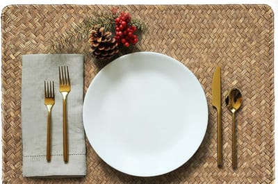 Candala Verpakking met 6 natuurlijke zeegras-rattan tafelsets, geweven tafelmat, placemat, koffiepad voor eettafel en keuken, rechthoekig, 43,2 x 30 cm (Koffie)