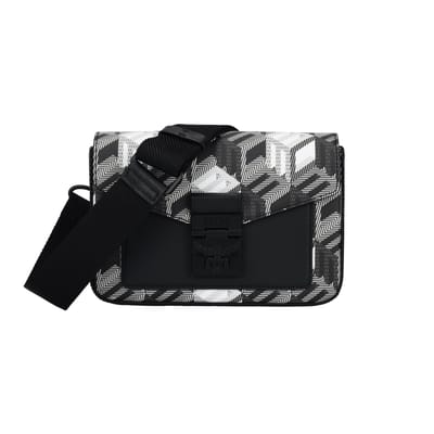 MCM Millie Visetos Kubus Monogram Millie Print Slotsluiting Gecoat Canvas Leer Crossbodytas Klein Unisex crossbodytas Zwart MMRBACK09BW001 Basic Set (Bag+Dust Bag) black