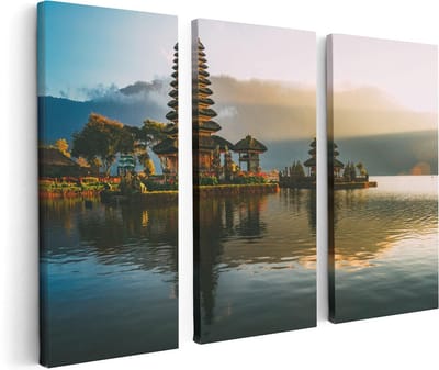 Artaza Canvas Schilderij Drieluik Pura Tempel in Bali op het Meer Beratan - 120x80 - Foto Op Canvas - Canvas Print