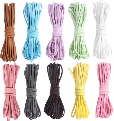 Set van 10 Kleurige Suède Leren Straps, 3 mm x 5 m, voor DIY Armbanden, Kettingen en Sieraden, Inclusief 100 Stuks Koorden en Leren Bandjes voor Creatieve Projecten