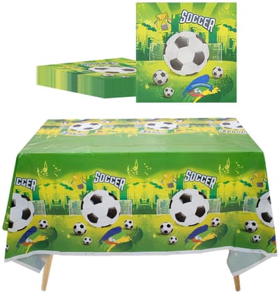 Voetbal Feestdecoratie Set - 40 Papieren Servetten en 1 Tafelkleed - Groen