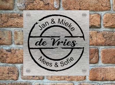 Naambordje / huisnummer voordeur stempel rvs look