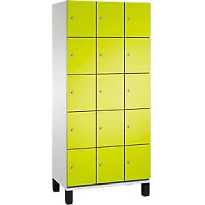 C+P Cambio lockerkast, 3 vakken, 15 vakken, op poten, B 900 x D 525 x H 1980 mm, lichtgrijs/kleedgroen