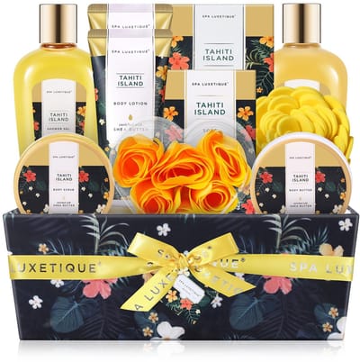 Spa Luxetique - Tahiti Island - XL Wellness Verwenpakket - Geschenkset Vrouwen in Cadeaumand - Giftset wellness bath - Verjaardag Cadeau Vrouw, Moeder, Mama, Zus, Vriendin, Oma, Juf - Cadeaupakket voor haar - Cadeautje Volwassenen