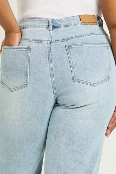 boohoo Dames De Plus Hoge Taille Rechte Pijp Jeans | Gebleekt | Maat: 28/30L
