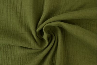 10 meter mousseline stof op rol - Mosgroen - 135cm breed - Double gauze op rol