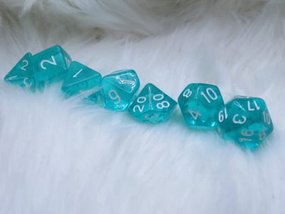 Polyset Dice | Dobbelstenen - Set Van 7 Stuks - Licht Blauw Groen Wit Doorzichtig Transparant| Voor D&D en Andere Rollenspellen | Plastic Dobbelstenen Set voor Dungeons and Dragons | Polyhedral Dice Set