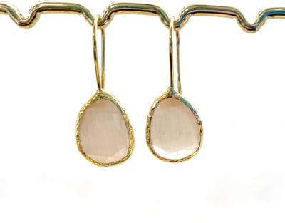 Oorbellen cateye steen nude