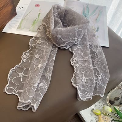 Dunjurige Kant Dames Sjaal voor Zomer Zonbescherming en Elegante Nekbescherming 138*30cm grijze kleur