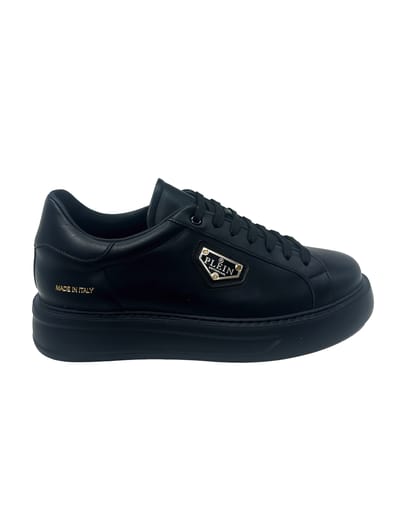 Low-Top Sneakers Titan Plein