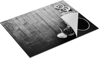 Chefcare Inductie Beschermer Hamburger op Bruine Houten Planken - Zwart Wit - 77x59 cm - Afdekplaat Inductie - Kookplaat Beschermer - Inductie Mat