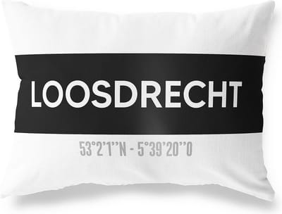 Tuinkussen LOOSDRECHT - NOORD-HOLLAND met coördinaten - Buitenkussen - Bootkussen - Weerbestendig - Jouw Plaats - Studio216 - Modern - Zwart-Wit - 50x30cm
