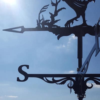 Metalen Windspinner met Dierenmotief - Smeedijzeren Tuin Decoratie voor Buiten - Ornament voor Daktuinen & Binnenplaatsen-Crossmark-Belle‘s product-Belle's product