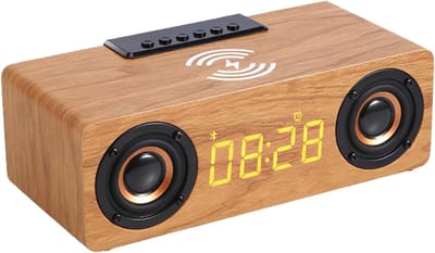 Houten Wekker - Nachtkastje Klok - Wakker Worden - Geïntegreerde Oplader - 23.5cm Breed - Lichtbruin