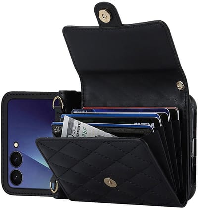 CaseBoutique Koord hoesje geschikt voor Samsung Galaxy Z Flip 7 - Zwart - Pasjeshouder - Telefoonkoord - Gestikt Diamantpatroon - Quilted