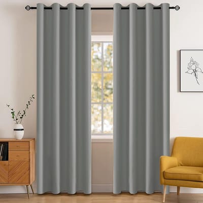 Unyqoos® Verduisteringsgordijnen Set van 2 met Inslagringen voor Optimale Isolatie en Privacy