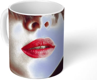Mok - Koffiemok - Vrouw - Lippen - Rood - Portret - Mokken - 350 ML - Beker - Koffiemokken - Theemok
