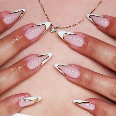 Dailygoods- Nepnagels 24 Stuks - Amandelvormig Frans Design - Glanzende Kunstnagels - Herbruikbaar ABS - Eenvoudig aan te brengen