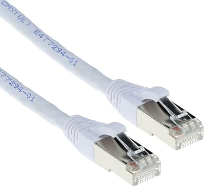 ACT Witte 1,5 meter SFTP CAT6A patchkabel snagless met RJ45 connectoren FB6451