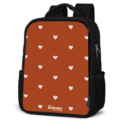 NoBoringSuitcases.com® - Rugzak zwart - Schooltas jongen & meisje - Wit hartjespatroon op oranje bruine achtergrond - Rugtas voor school - Boekentas kind - Schoolrugzak - Kinderrugzak