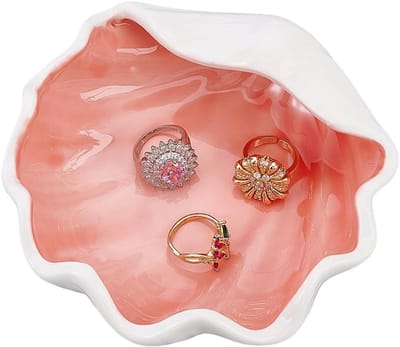 Sierlijke Schelp Ringhouder van Keramiek, 5.3 Inch, Decoratieve Trinket Schaal voor Sieraden, Ocean Themed Accessoires voor Thuis en Bruiloften