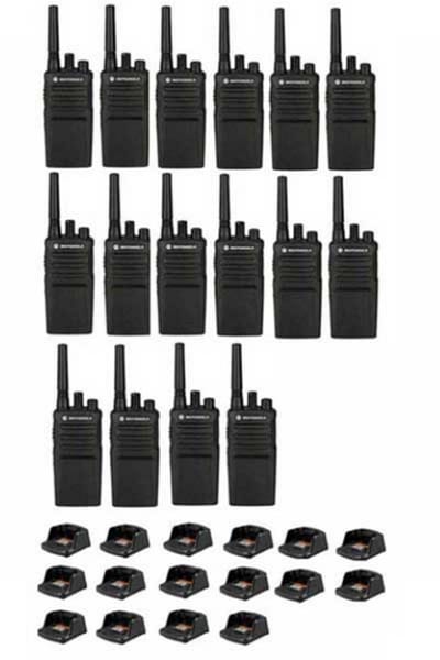 Set van 16 Motorola XT420 UHF IP55 PMR446 Portofoon met laders