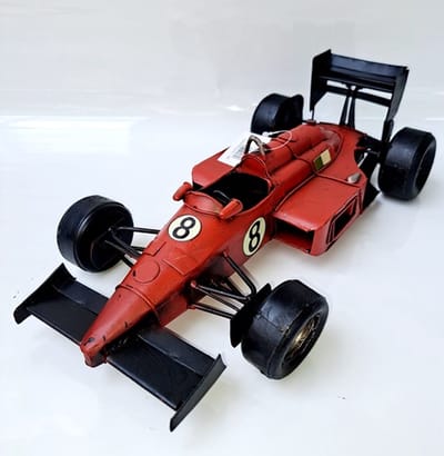 Blikken Formule 1 race auto 384832600 - blikken decoratie - metaal - lengte 33 cm - auto
