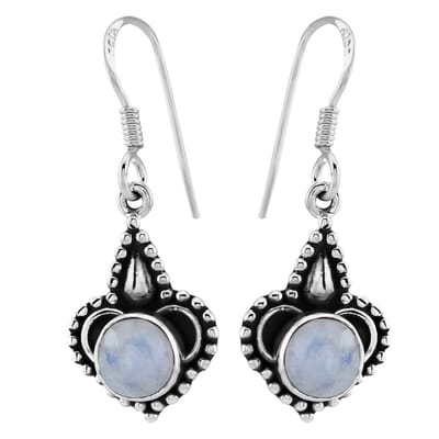 WeLoveSilver - zilveren oorhangers - maansteen - rijk bewerkt