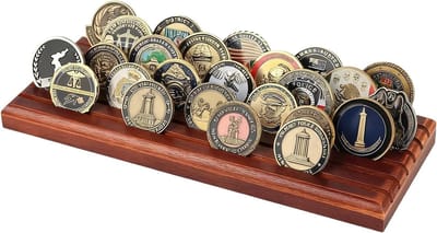 Elegante Coinhouder met 6 Kaartsleuven voor Meer dan 30 Munten, Ideaal voor Verzamelingen en Souvenirs, 33 x 13 x 3 cm, Duurzame en Stabiele Opberging