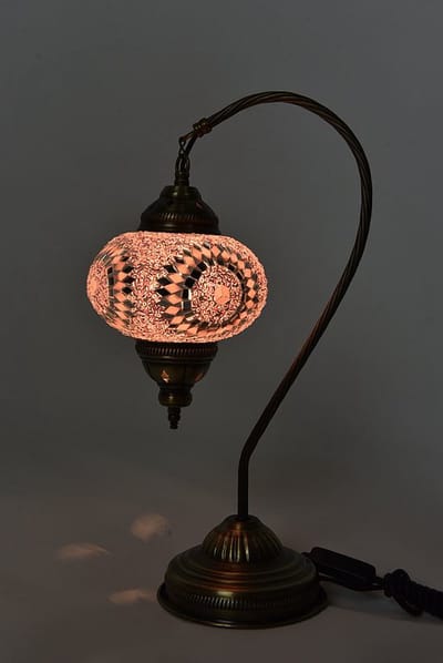 Turkse lamp - tafellamp boogmodel roze - 1 stuk - handgemaakt en uniek ontwerp