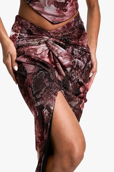 boohoo Dames Bedrukte Mesh Twist Detail Maxi Rok | Zacht Roze | Maat: 42