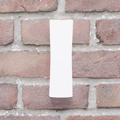 Huisnummer Berlin I wit - Huisnummerbord - 10 cm - Blinde bevestiging