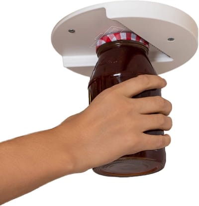 Deze blikopener, die onder het keukenkastje opgeborgen kan worden, is een gebruiksvriendelijk keukenhulpje dat tevens als flesopener dient. Zelfs ouderen met zwakke handen of artritis kunnen hem gemakkelijk gebruiken.