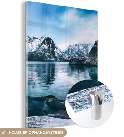 MuchoWow® Glasschilderij 30x40 cm - Schilderij acrylglas - Water - Bergen - Natuur - Foto op glas - Schilderijen