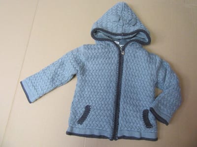 Noukie's gilet met kap in groen, gevoer met fleece , 4 jaar 104