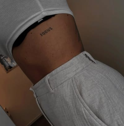 Tijdelijke tattoo focus | Neptattoo volwassenen | Tijdelijke tattoo voor volwassenen | Temporary tattoo | Plaktattoos voor volwassenen | Neptattoos | Probeer zorgeloos een tattoo | tattforaweek