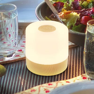 B.K.Licht - Oplaadbare mini Tafellamp - met USB-C - draadloos tuinverlichting - dimbaar - buitenlamp - 7x7 cm - houtkleurig