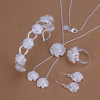 Fabriek Direct Exquise Elegante Rozen Hanger Ketting Armband Druppel Oorbellen Ring Mode Zilverkleur Sieradensets S272 gray