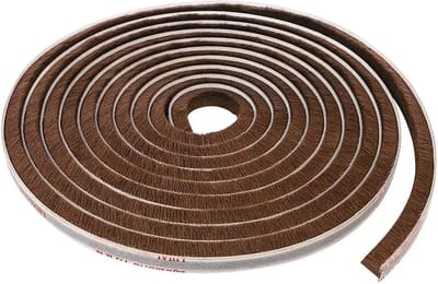WiseGoods Premium Tochtstrip 5M - Tocht Strip - Tochtstrips - Tochtband - Tochtborstel - Deurborstel Afdichtingstape - Bruin 9x9mm
