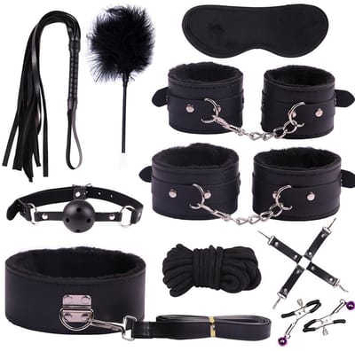 10-delige speelset voor koppels met zweep, handboeien, masker en gag-accessoires - Verstelbare set met zachte veren voor volwassenen (zwart)